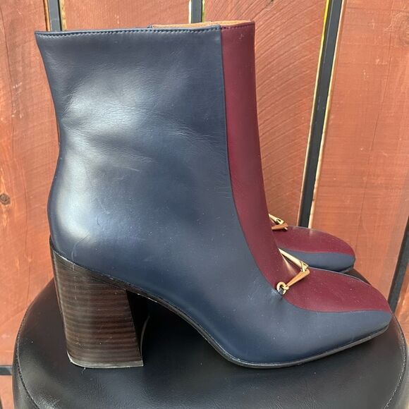 Tory Burch Equestrian Link Leather Ankle Bootie 85MM size 9M - Picture 2 of 7